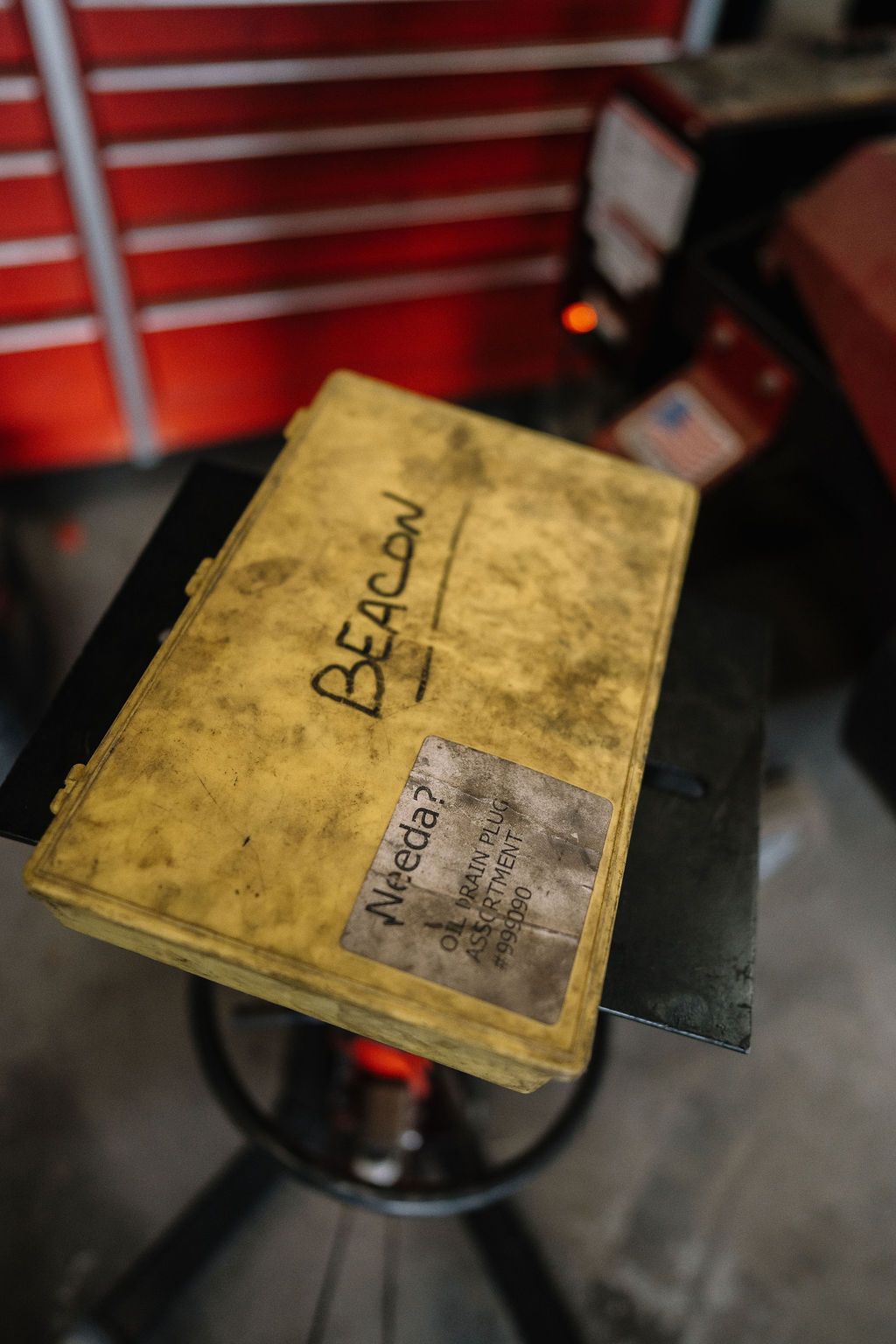 Vintage Beacon service ledger